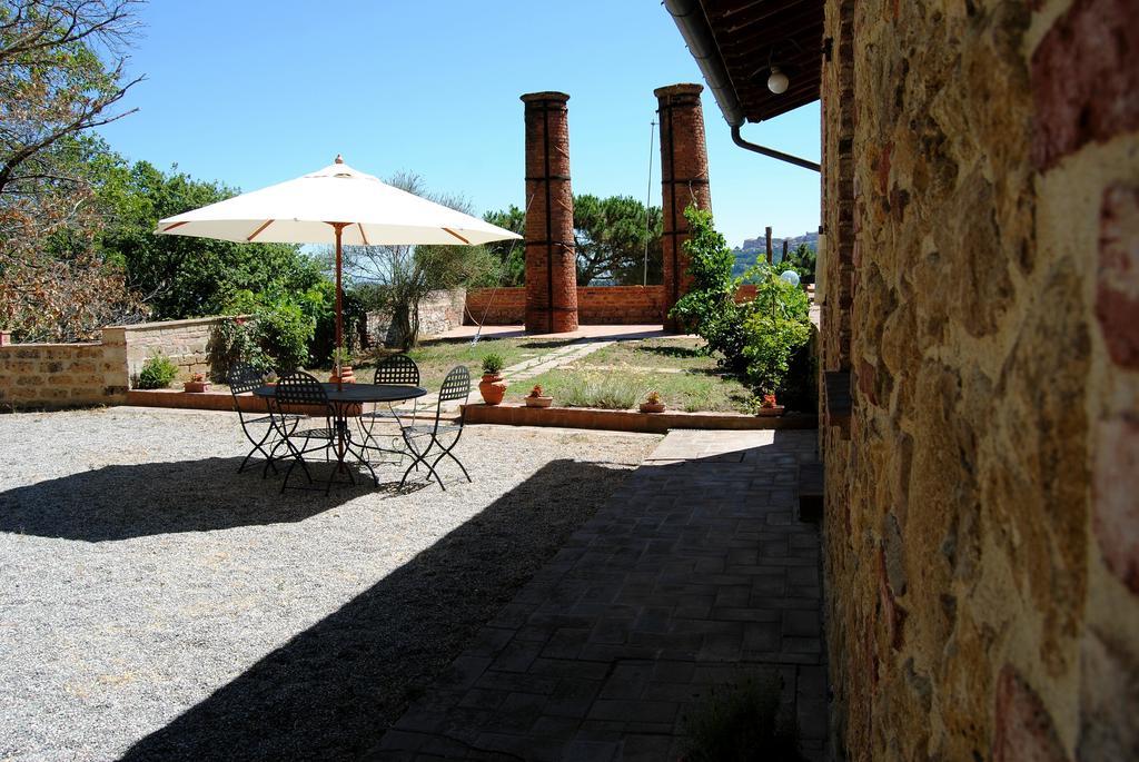 Agriturismo La Fornace Di Poggiano Guest House มอนติปุลเชียโน ห้อง รูปภาพ